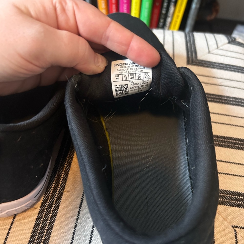 Men’s Under Armour shoes - Picture 6 of 7